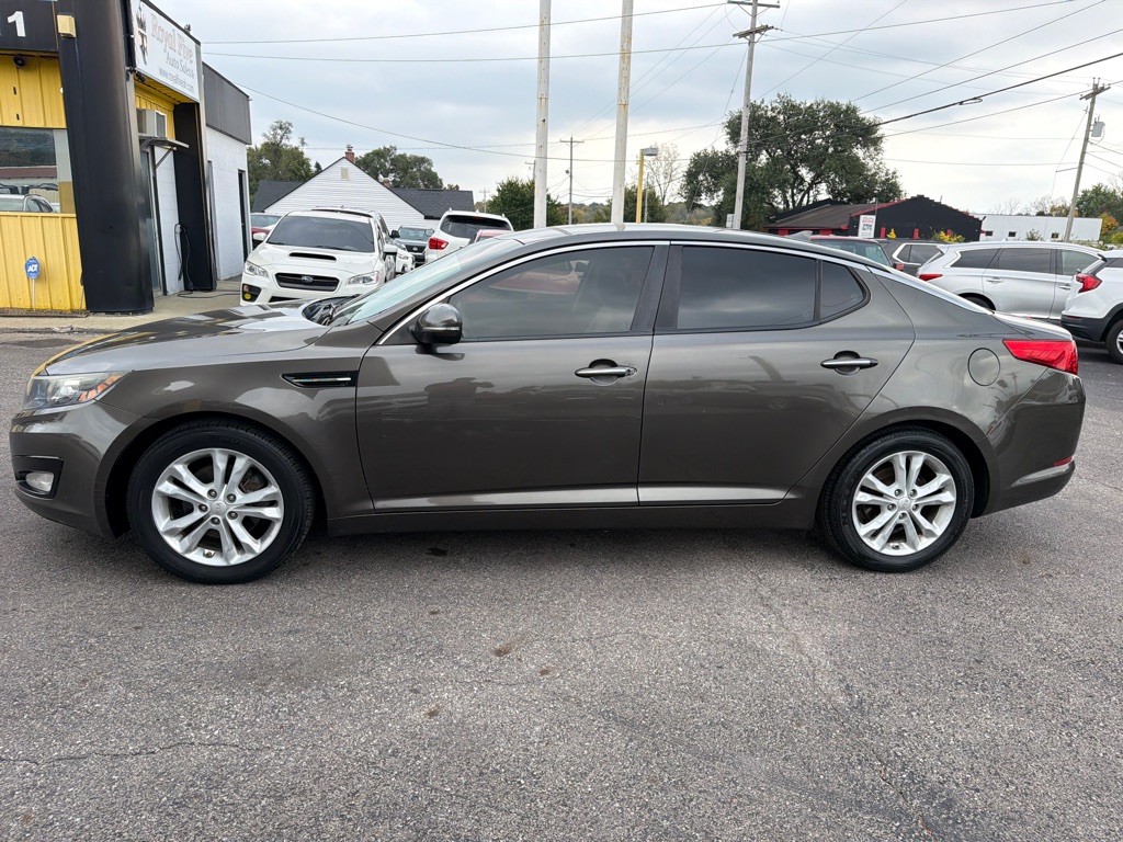 Photo 10 of this KIA OPTIMA