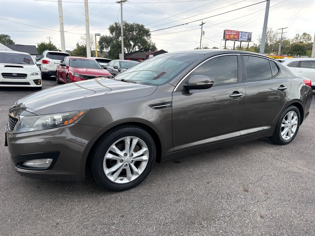 Photo 9 of this KIA OPTIMA
