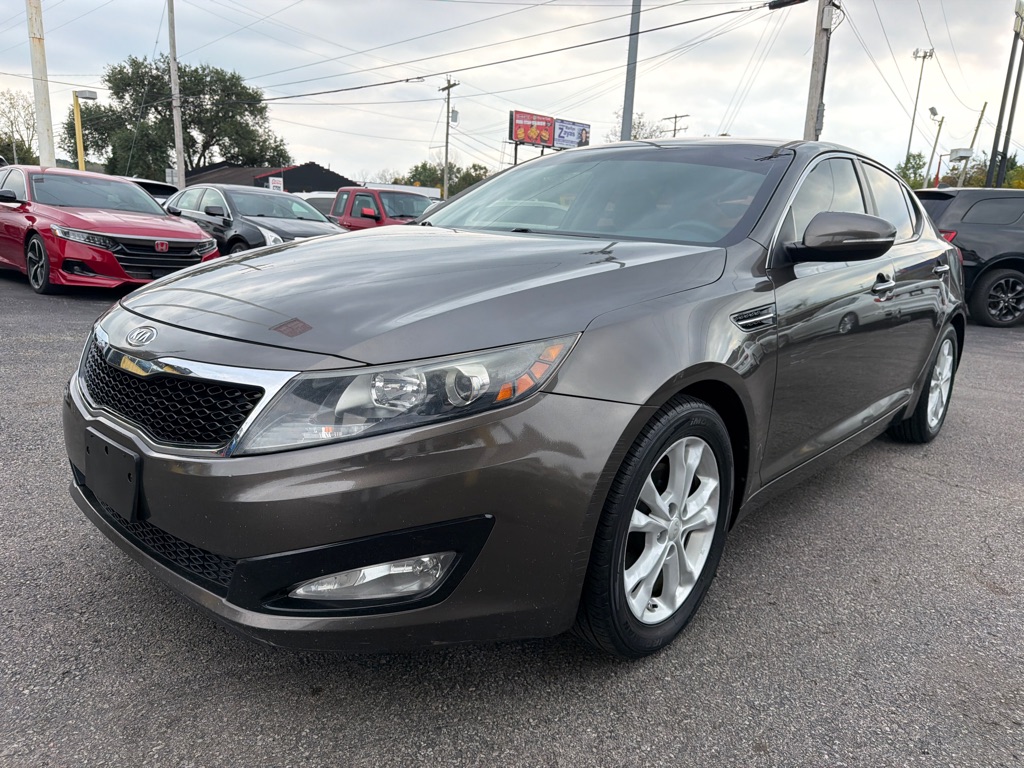 Photo 8 of this KIA OPTIMA