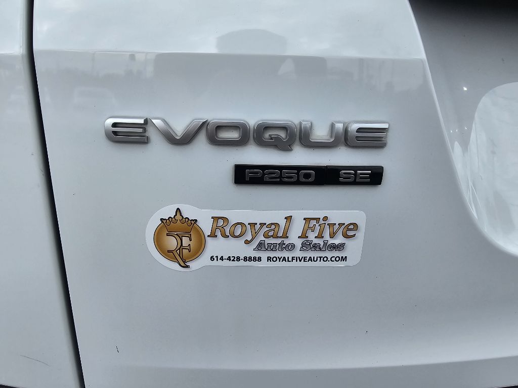 Photo 19 of this LAND ROVER RANGE ROVER EVO