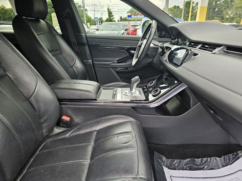 Photo 46 of this LAND ROVER RANGE ROVER EVO