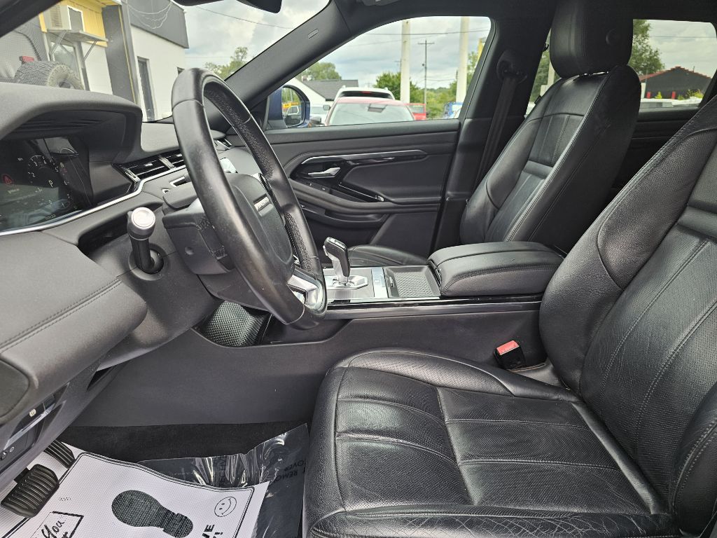 Photo 20 of this LAND ROVER RANGE ROVER EVO