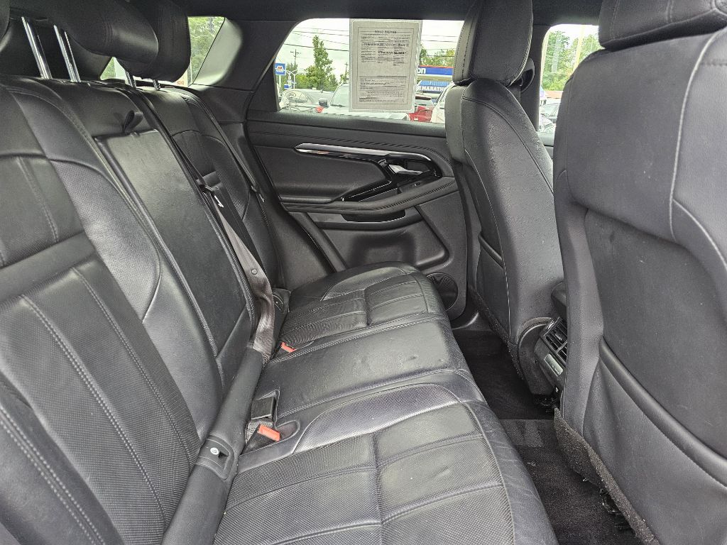 Photo 42 of this LAND ROVER RANGE ROVER EVO