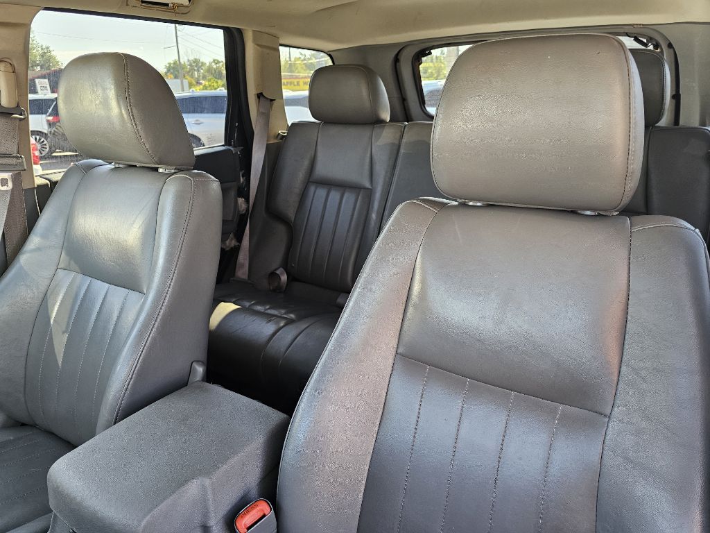Photo 11 of this JEEP GRAND CHEROKEE