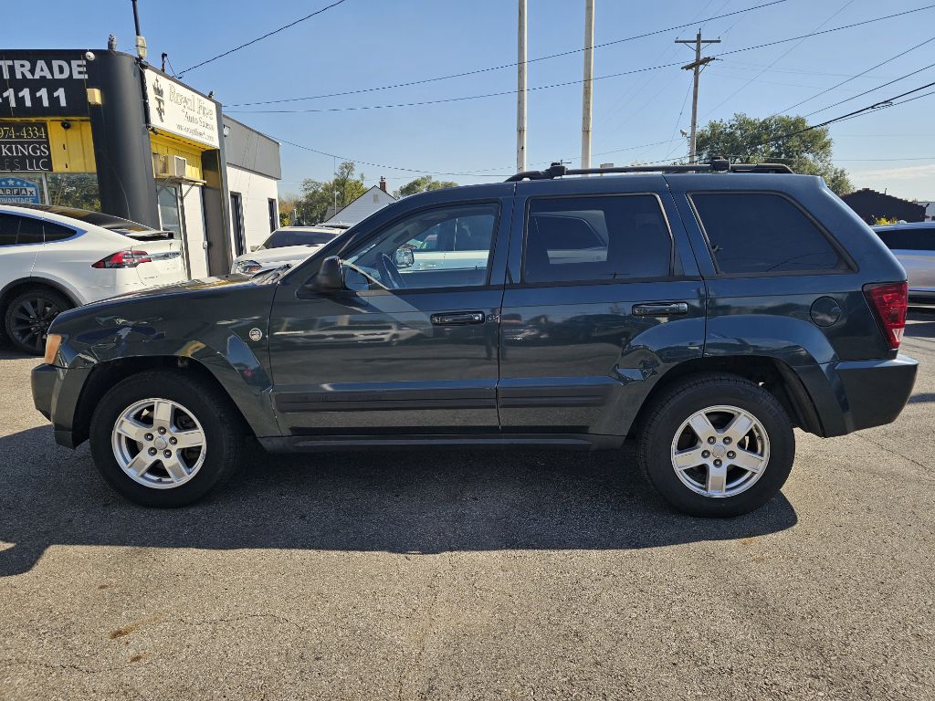 Photo 3 of this JEEP GRAND CHEROKEE