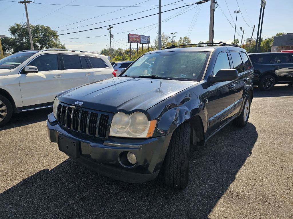 Photo 2 of this JEEP GRAND CHEROKEE