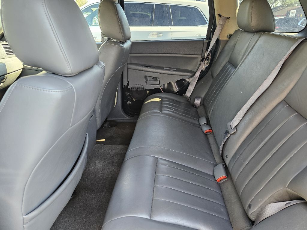 Photo 20 of this JEEP GRAND CHEROKEE