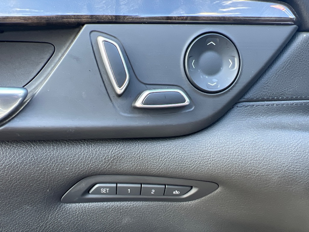 Photo 31 of this CADILLAC CT6