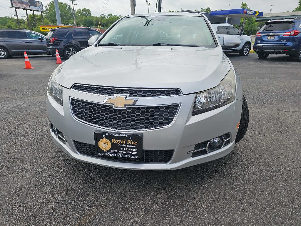 Photo 8 of this CHEVROLET CRUZE 1LT