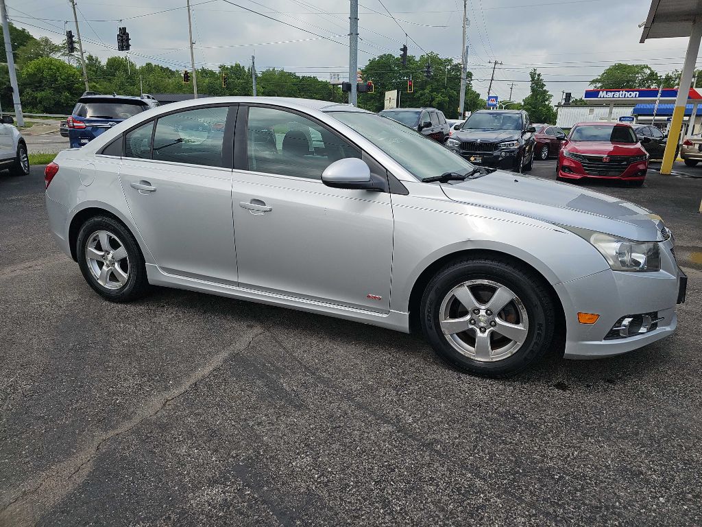 Photo 21 of this CHEVROLET CRUZE 1LT