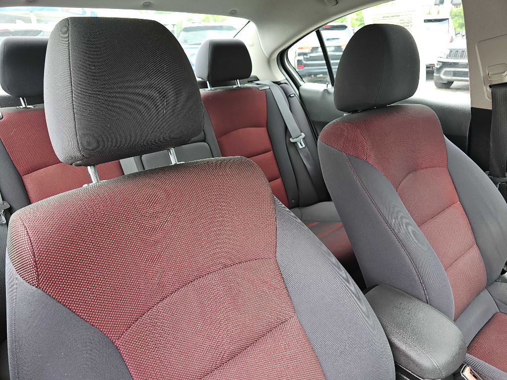Photo 50 of this CHEVROLET CRUZE 1LT