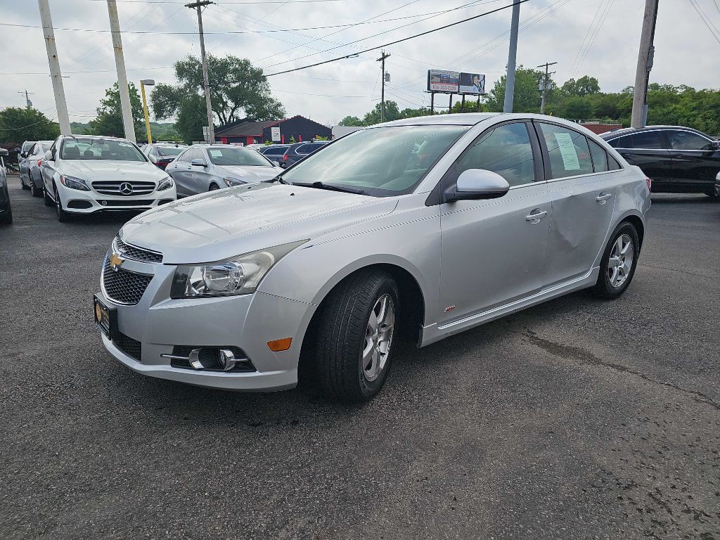 Photo 9 of this CHEVROLET CRUZE 1LT