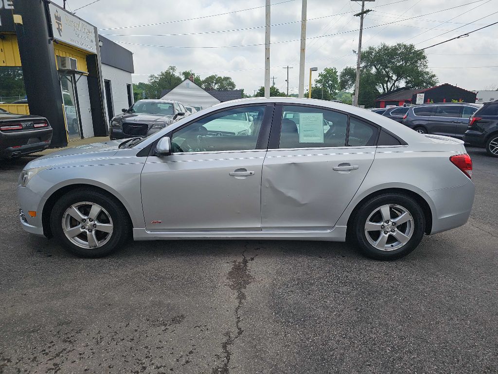 Photo 12 of this CHEVROLET CRUZE 1LT