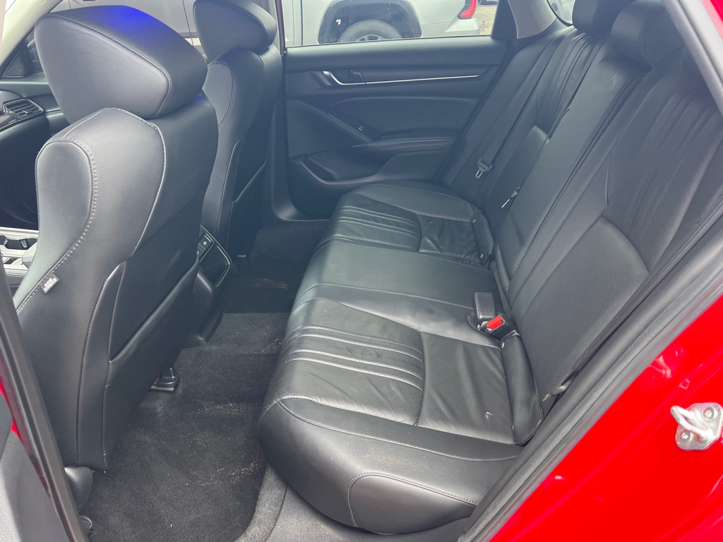 Photo 30 of this HONDA ACCORD SPORT