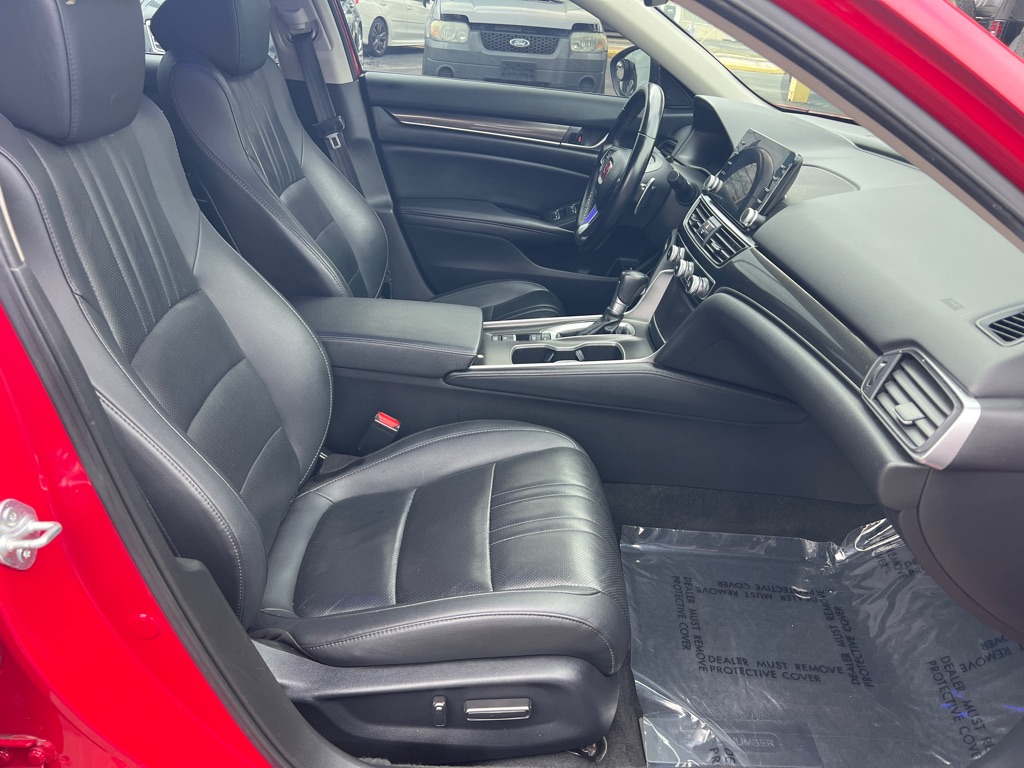 Photo 34 of this HONDA ACCORD SPORT