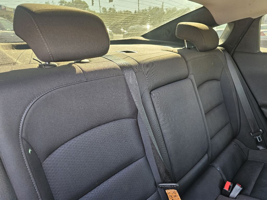Photo 26 of this CHEVROLET MALIBU LT