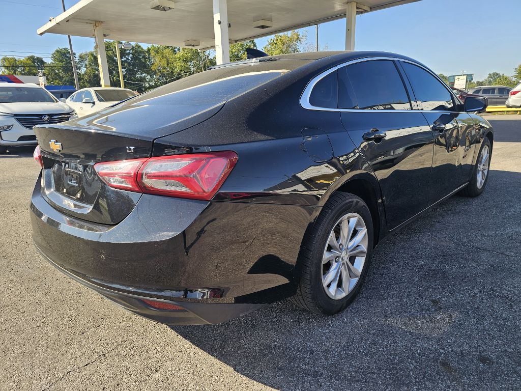Photo 9 of this CHEVROLET MALIBU LT