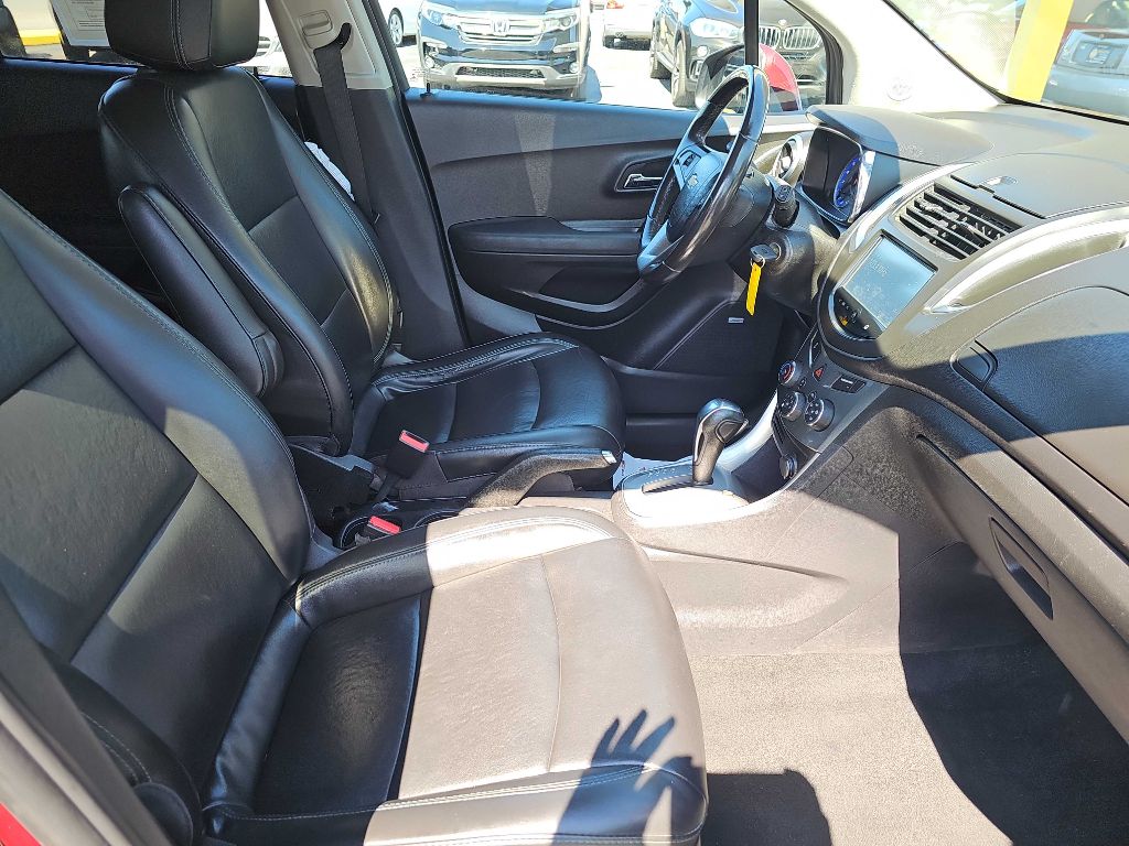 Photo 45 of this CHEVROLET TRAX LTZ