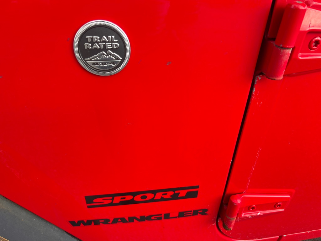 Photo 16 of this JEEP WRANGLER SPORT