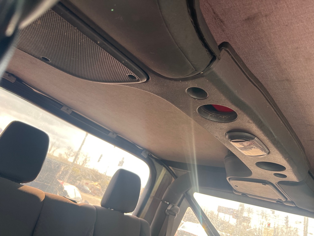 Photo 25 of this JEEP WRANGLER SPORT