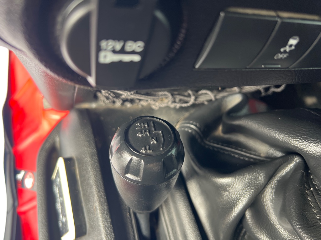 Photo 30 of this JEEP WRANGLER SPORT