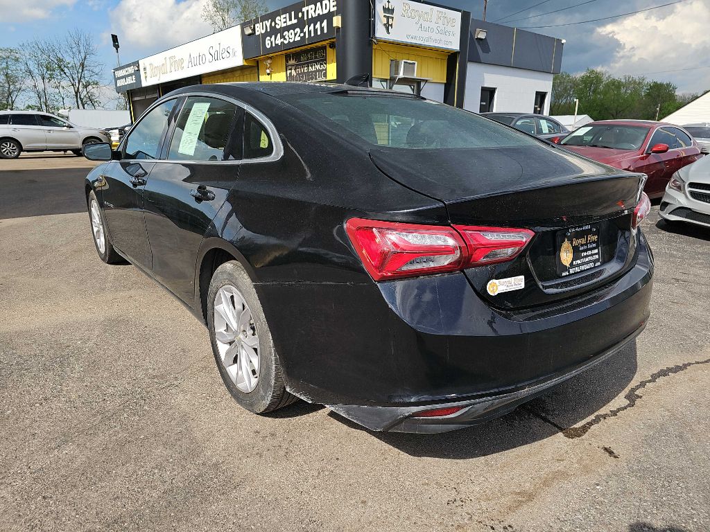 Photo 14 of this CHEVROLET MALIBU