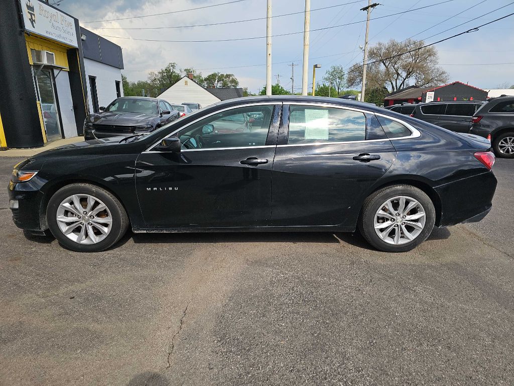Photo 12 of this CHEVROLET MALIBU