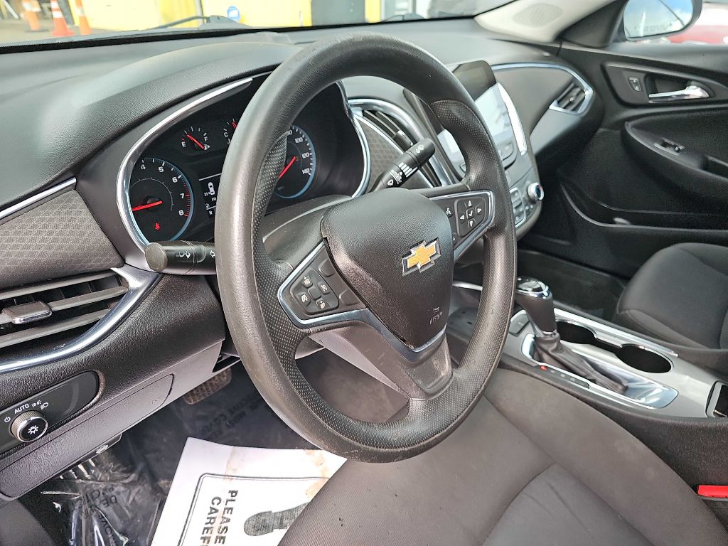 Photo 24 of this CHEVROLET MALIBU