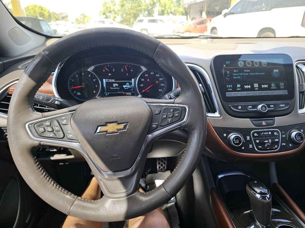 Photo 21 of this CHEVROLET MALIBU PREMIER
