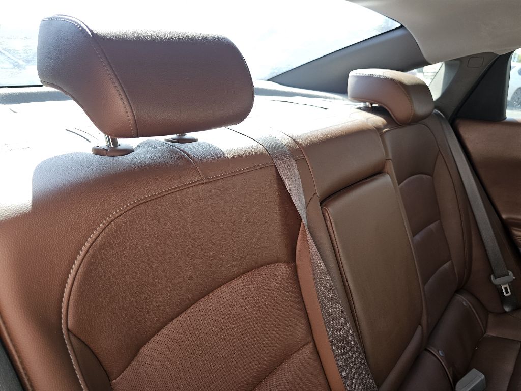 Photo 35 of this CHEVROLET MALIBU PREMIER