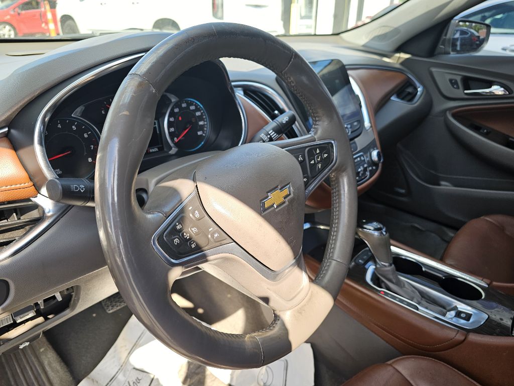 Photo 17 of this CHEVROLET MALIBU PREMIER