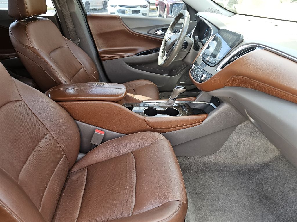 Photo 39 of this CHEVROLET MALIBU PREMIER