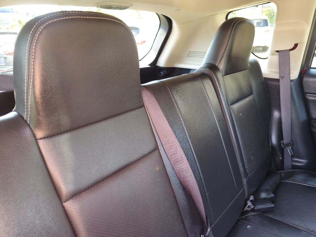 Photo 46 of this JEEP COMPASS