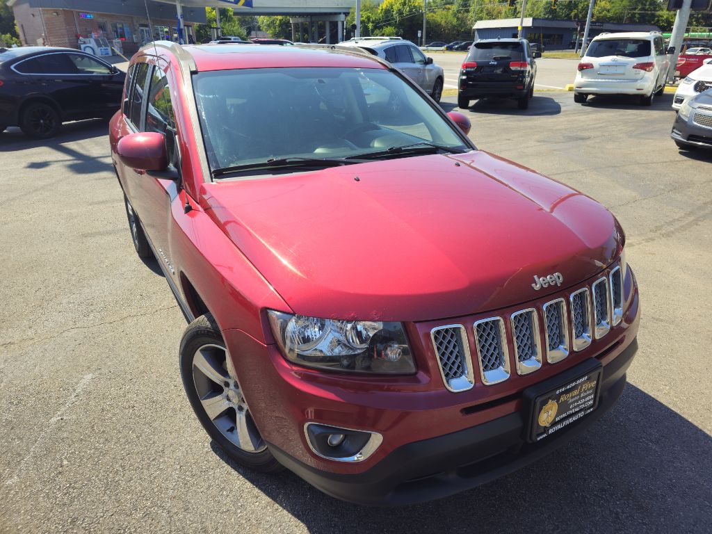 Photo 6 of this JEEP COMPASS