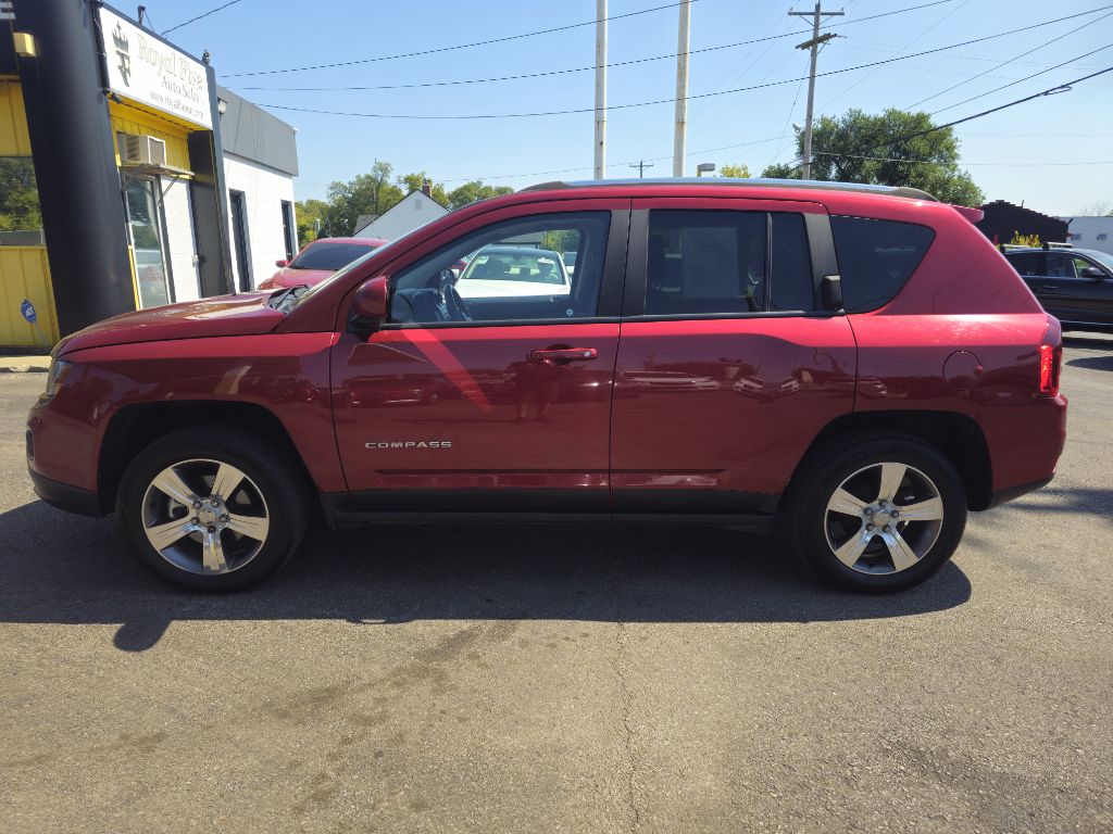 Photo 11 of this JEEP COMPASS