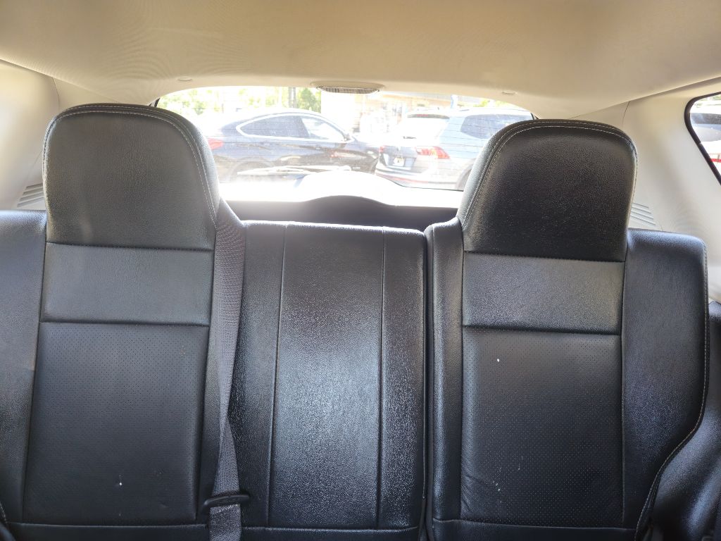 Photo 27 of this JEEP COMPASS
