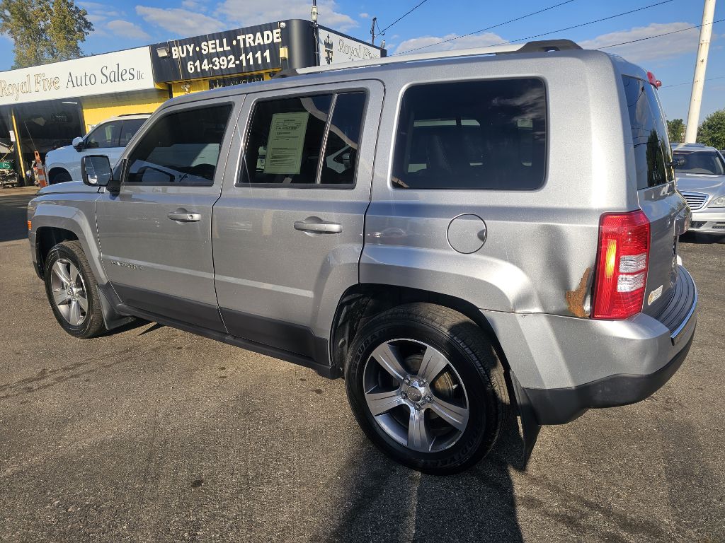 Photo 12 of this JEEP PATRIOT