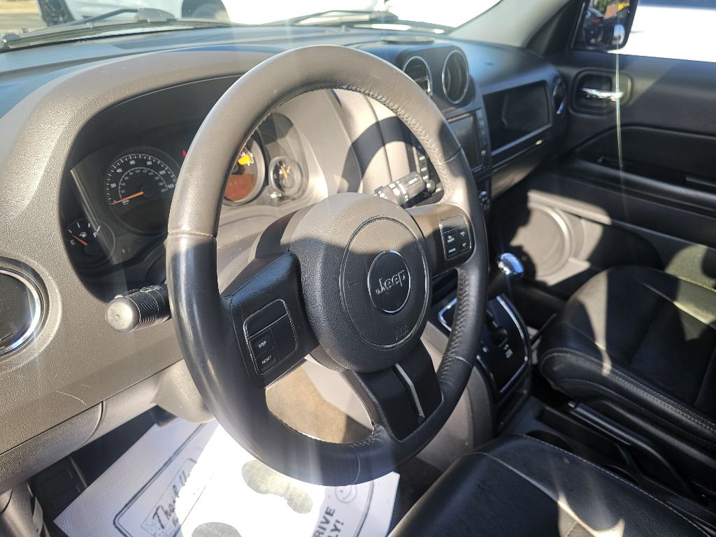 Photo 43 of this JEEP PATRIOT