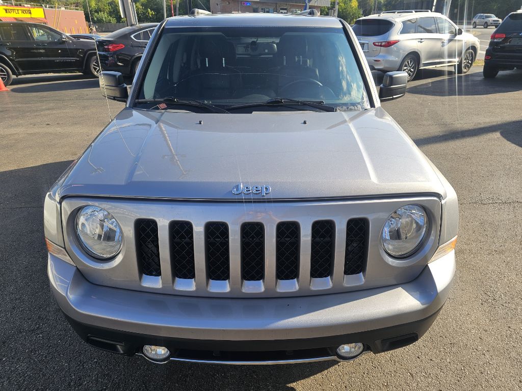 Photo 8 of this JEEP PATRIOT