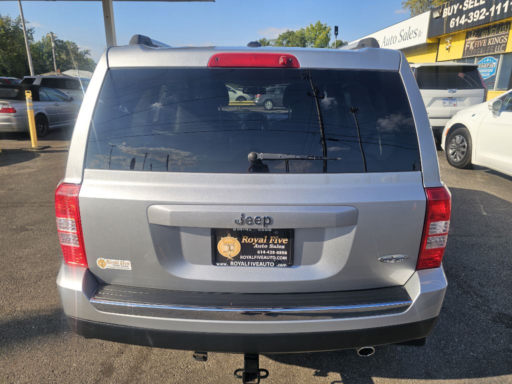 Photo 13 of this JEEP PATRIOT