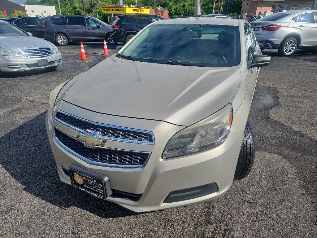Photo 6 of this CHEVROLET MALIBU LS