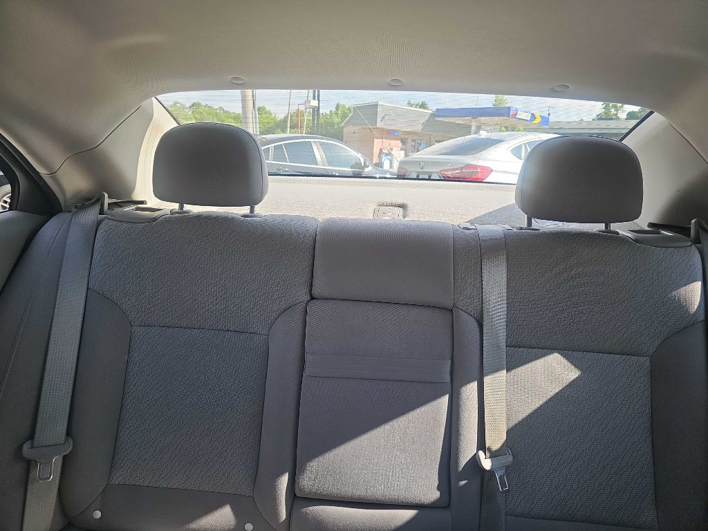 Photo 22 of this CHEVROLET MALIBU LS