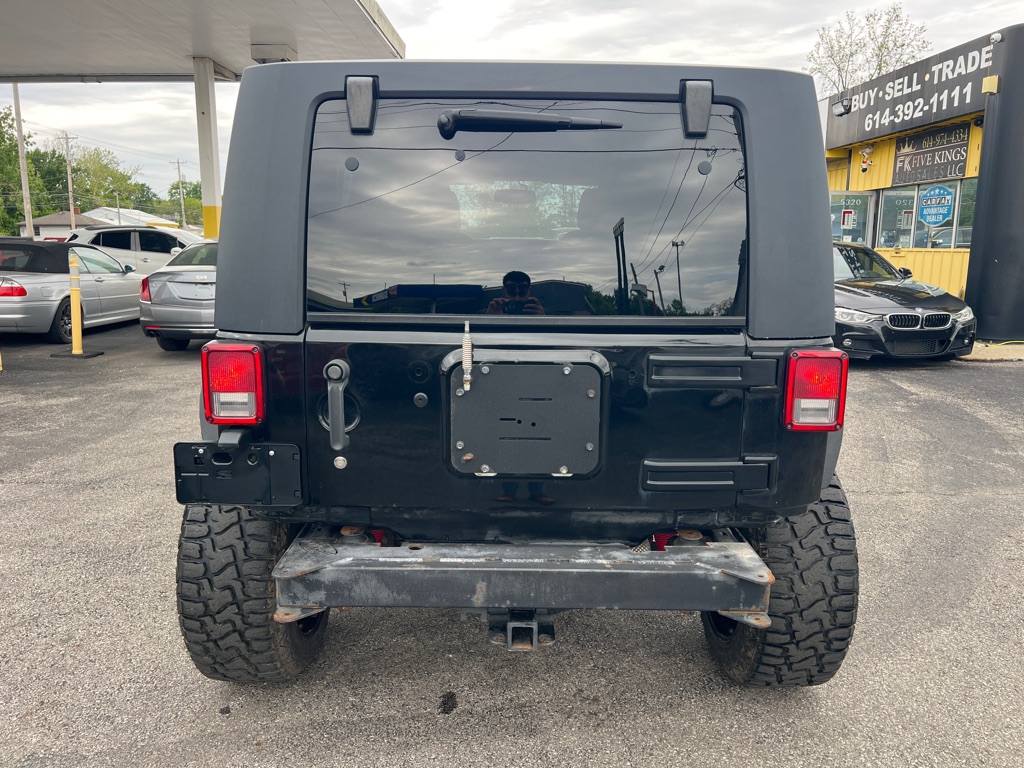 Photo 15 of this JEEP WRANGLER UNLIMI