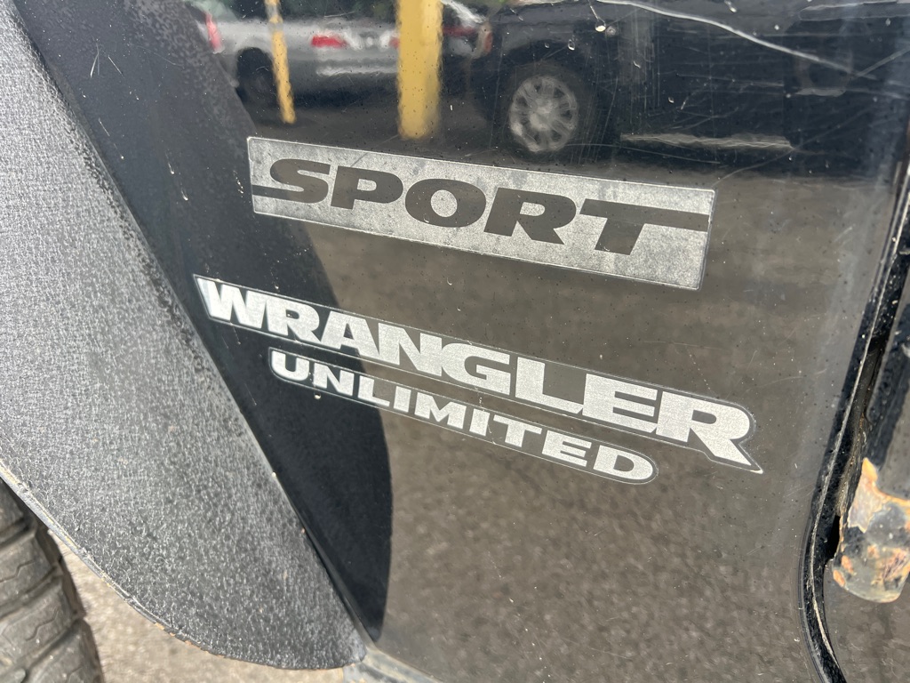 Photo 24 of this JEEP WRANGLER UNLIMI