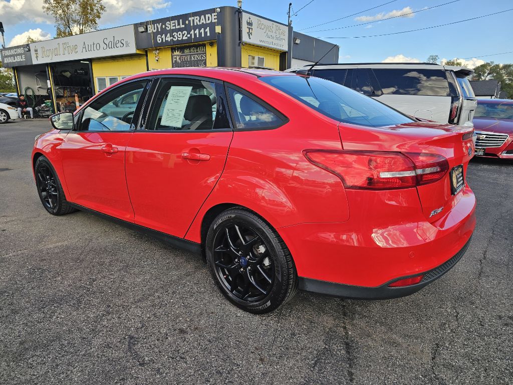 Photo 12 of this FORD FOCUS SE