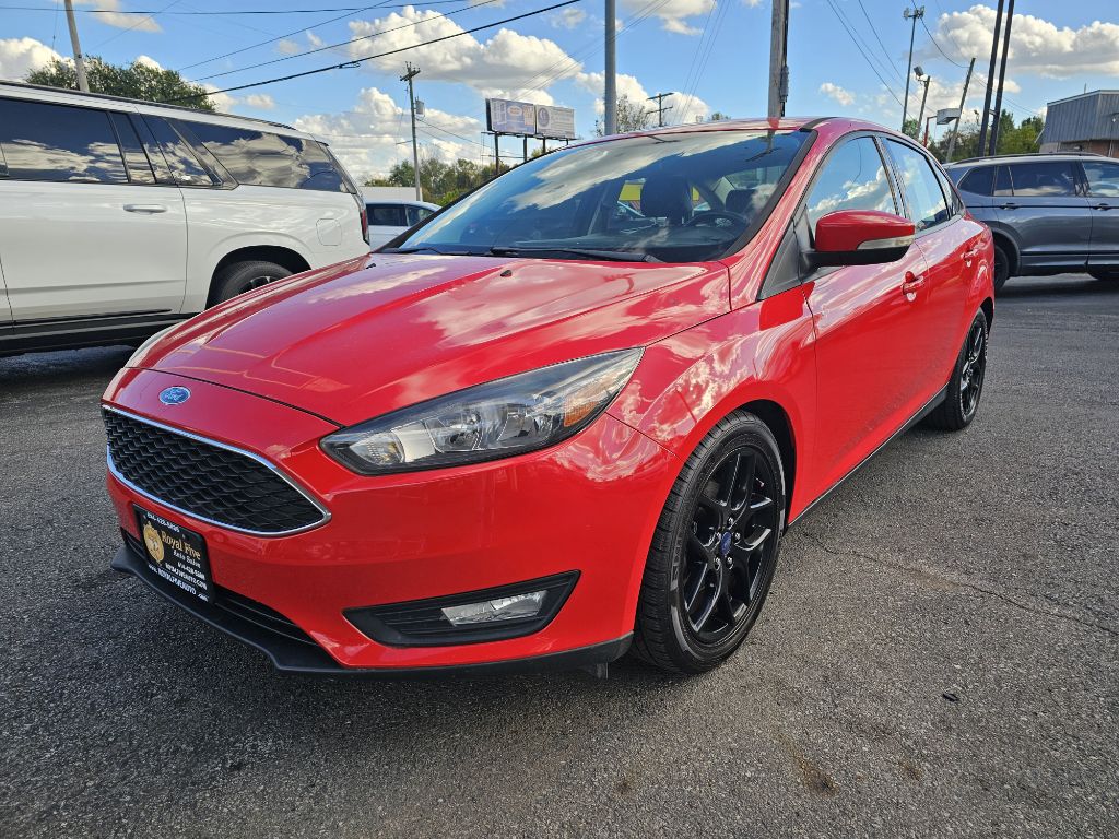 Photo 8 of this FORD FOCUS SE