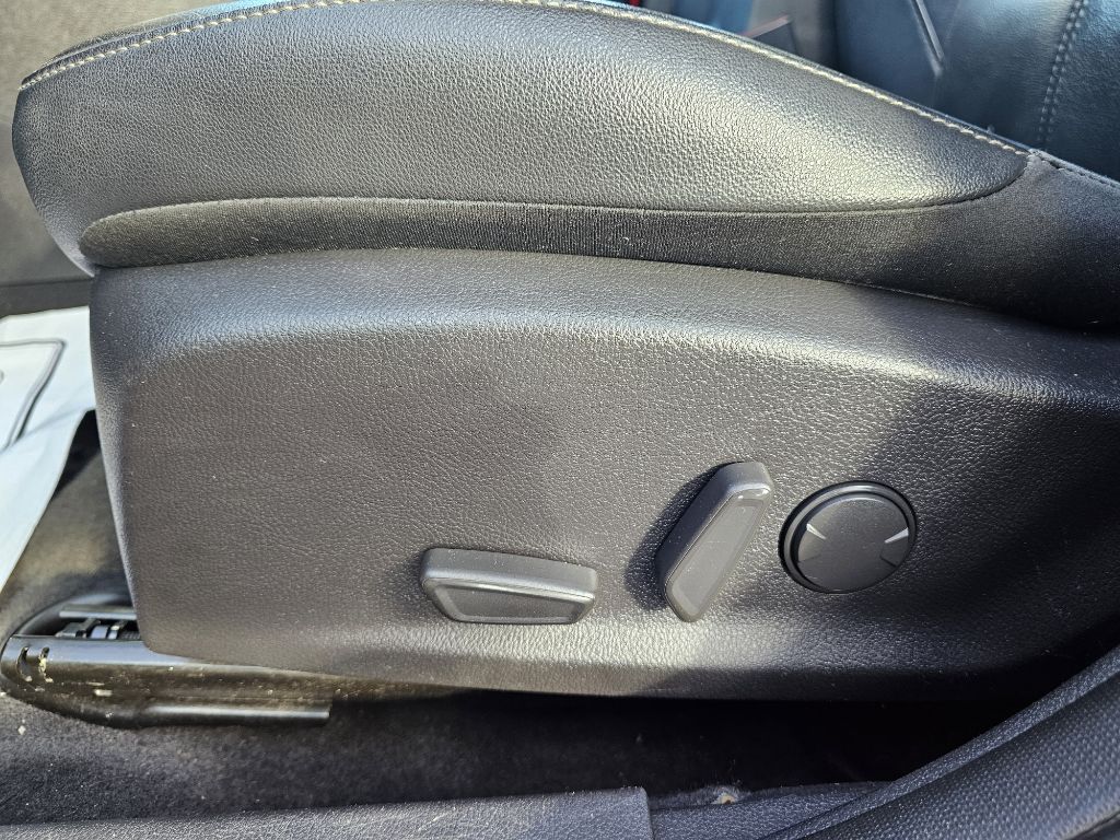 Photo 23 of this FORD FOCUS SE