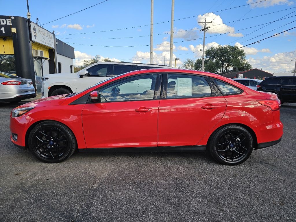 Photo 10 of this FORD FOCUS SE