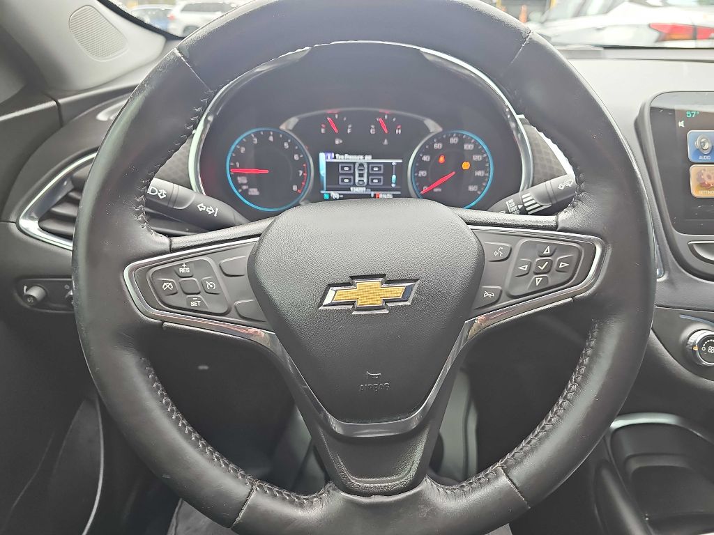 Photo 34 of this CHEVROLET MALIBU LT