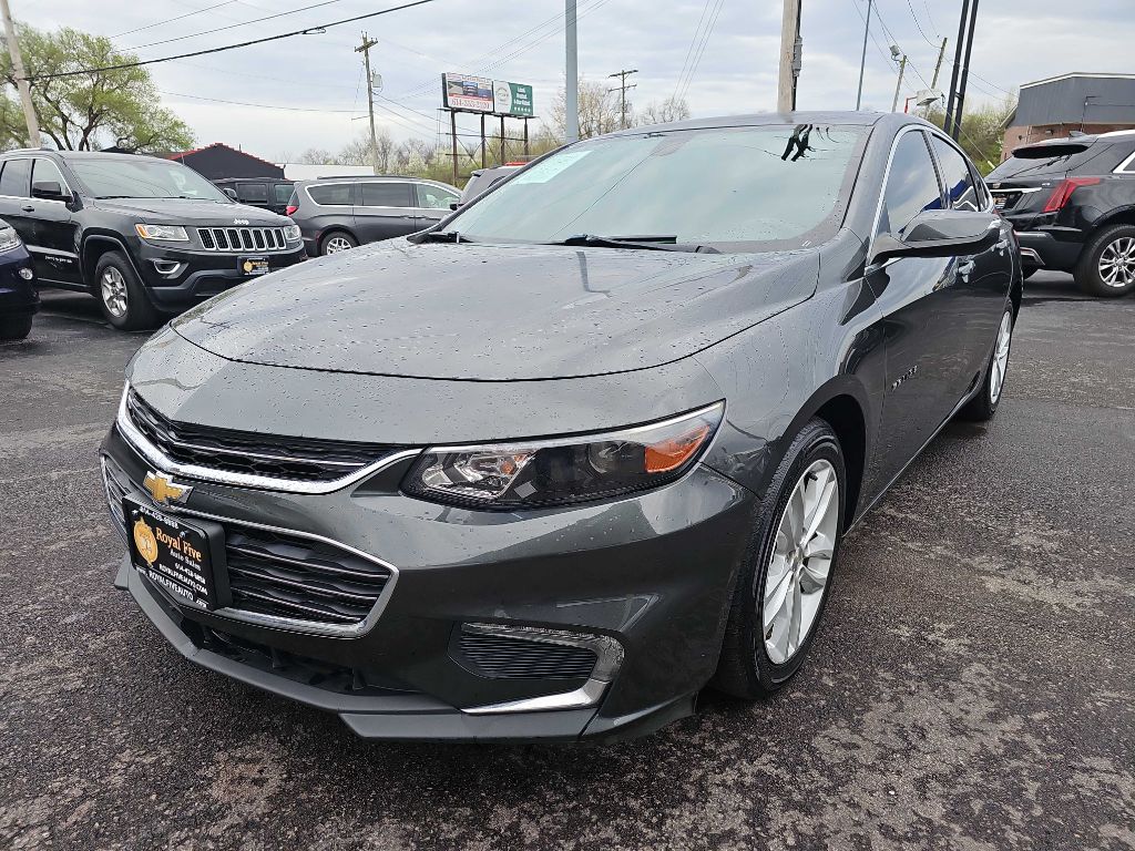 Photo 9 of this CHEVROLET MALIBU LT